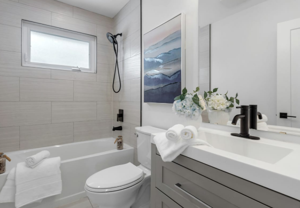 Bathroom Renovation Ideas for Small Spaces